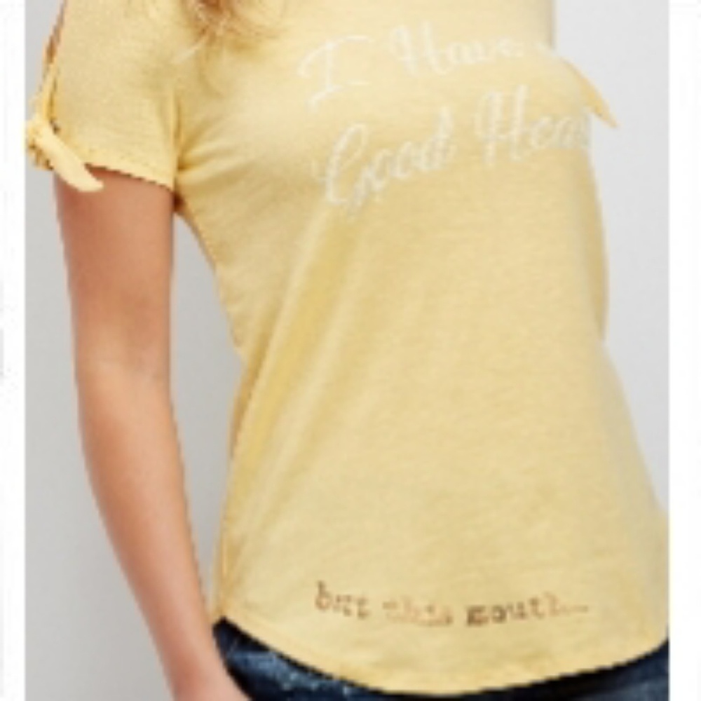 🖤 5 for $25 🖤  Good Heart Graphic Tee